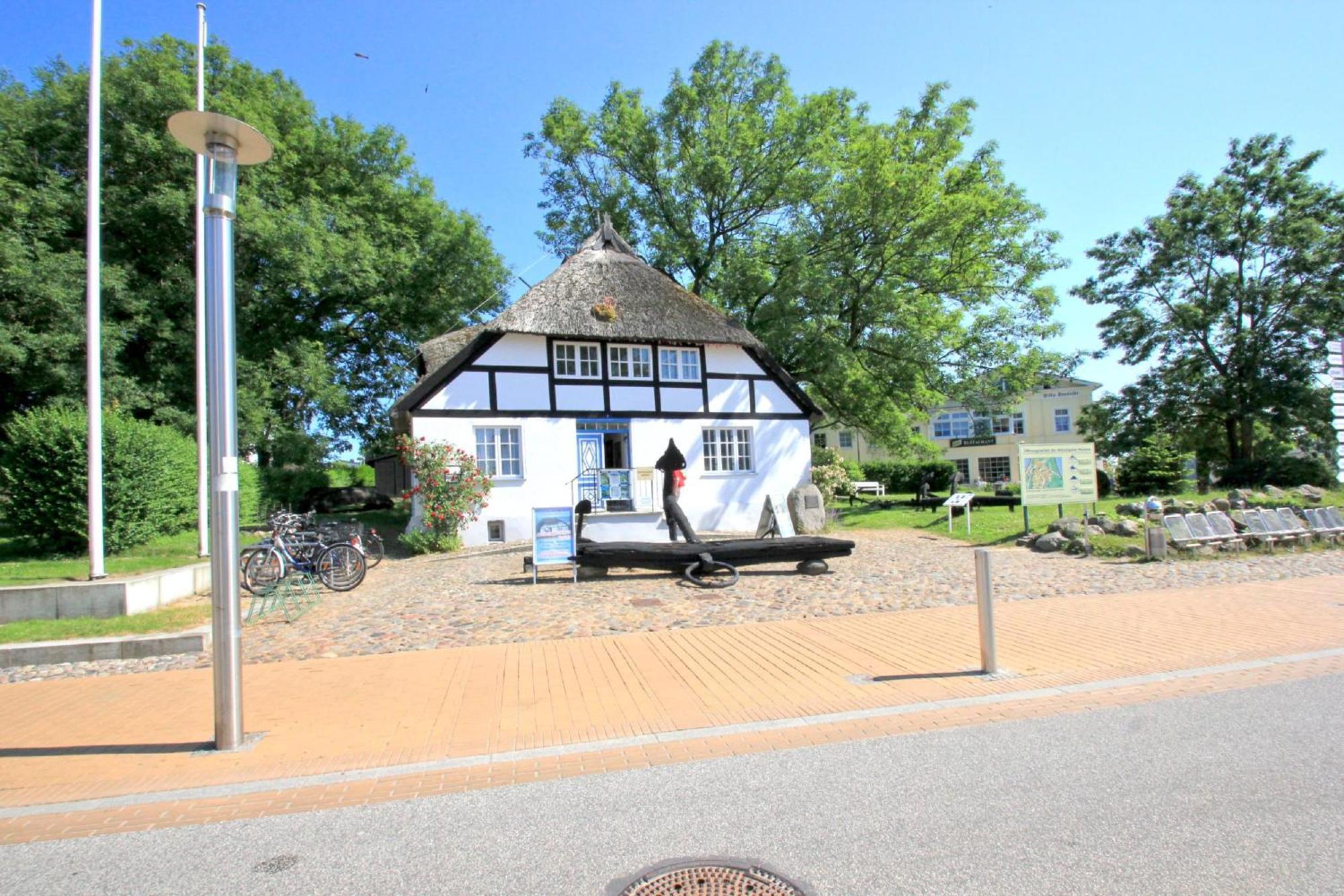 Terrasse, Gratis Nutzung Vom Ahoi Erlebnisbad Und Sauna In Sellin - Meeresblick Fewo 32 Goehren  Exterior foto